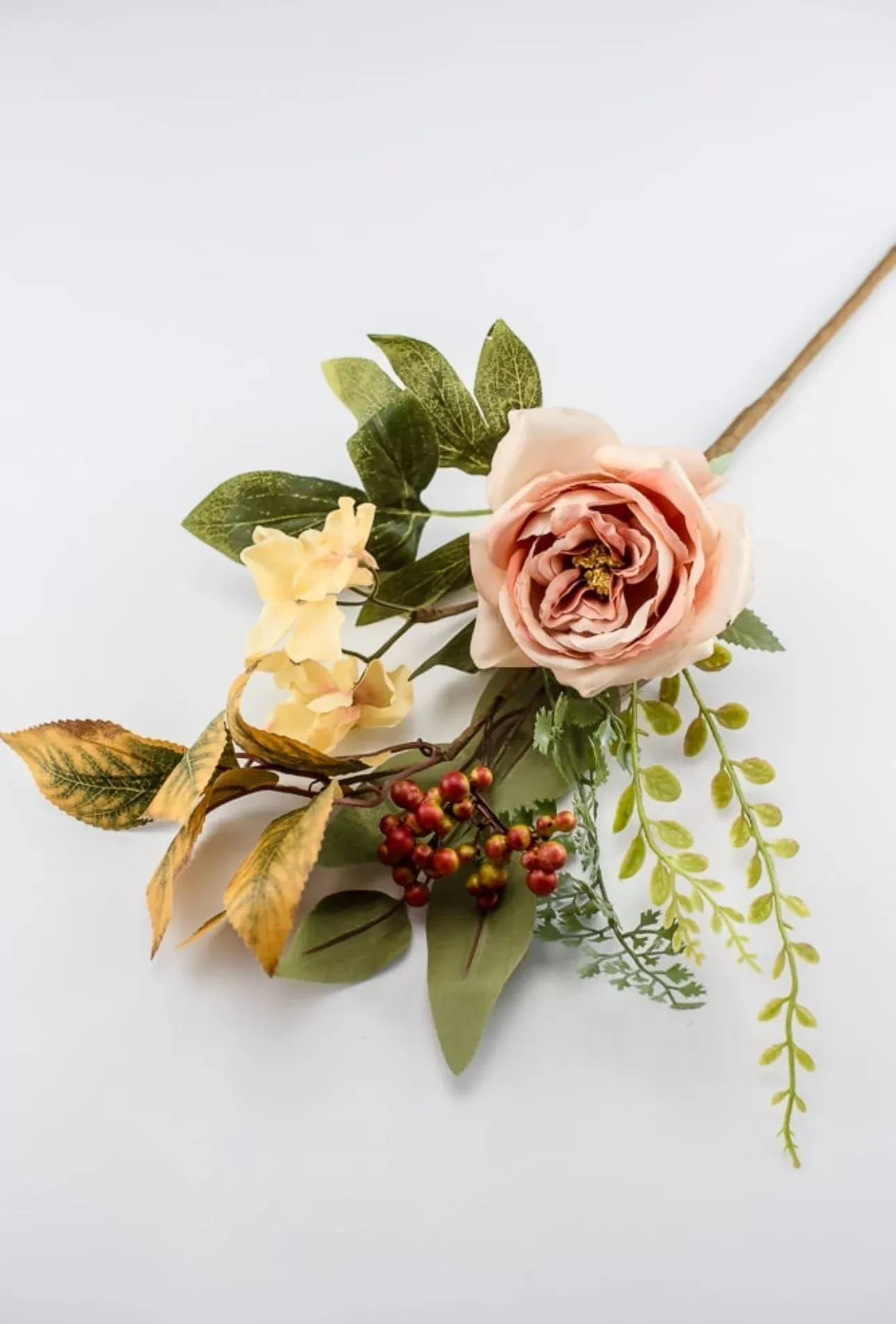 Mixed Rose, hydrangeas, and berry pick