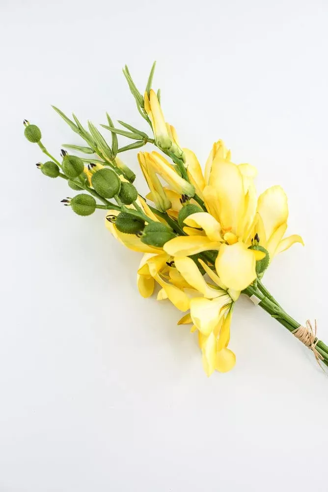 Yellow, tuberose artificial flower bundle